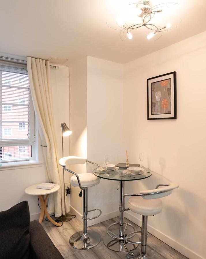 Modern Apartment, In The Heart Of Glasgow Esterno foto
